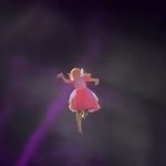 Zwevend elfje tijdens het Efteling Grand Spectacle